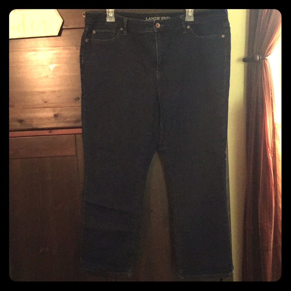 Lands End Mid rise crop Jean